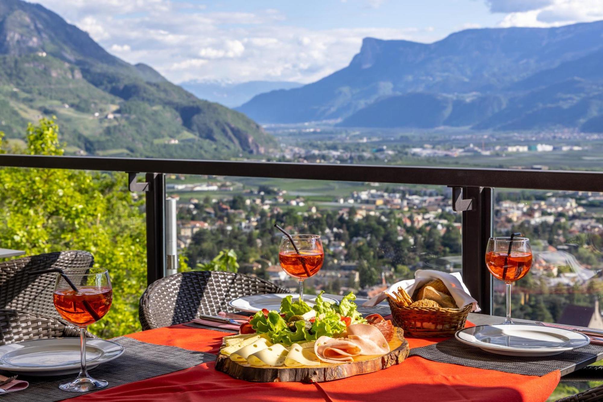 Hotel Panorama Тироло Екстериор снимка